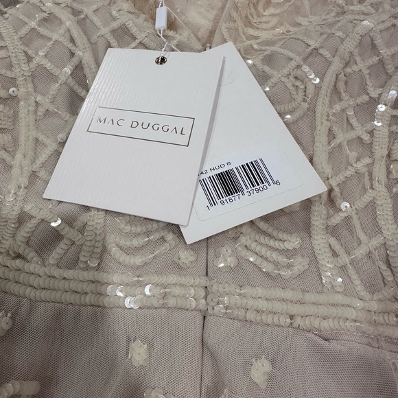 Nude Sequined Illusion Tiered High Neck Long Sleeve Midi Dress Size 6 - Picture 9 of 15